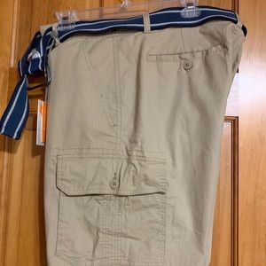 Men’s cargo shorts